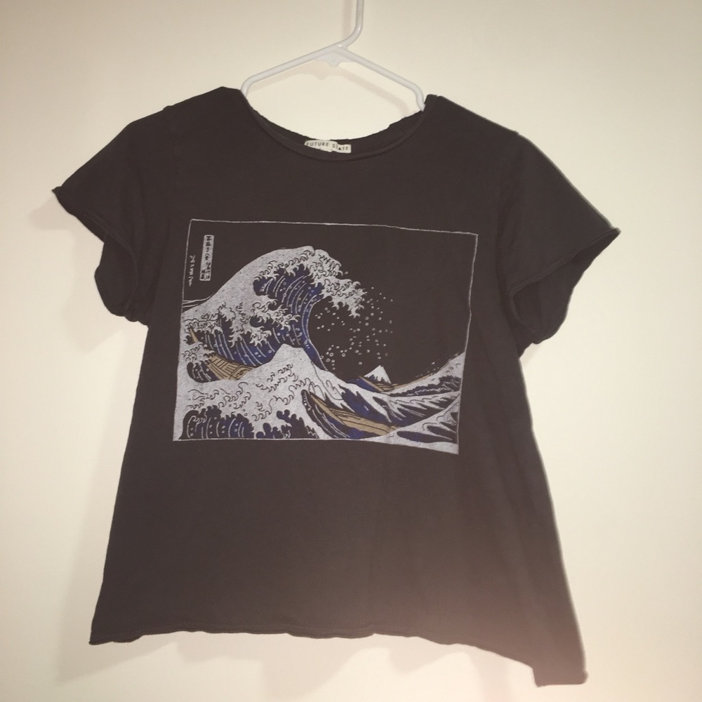 Wave t-shirt